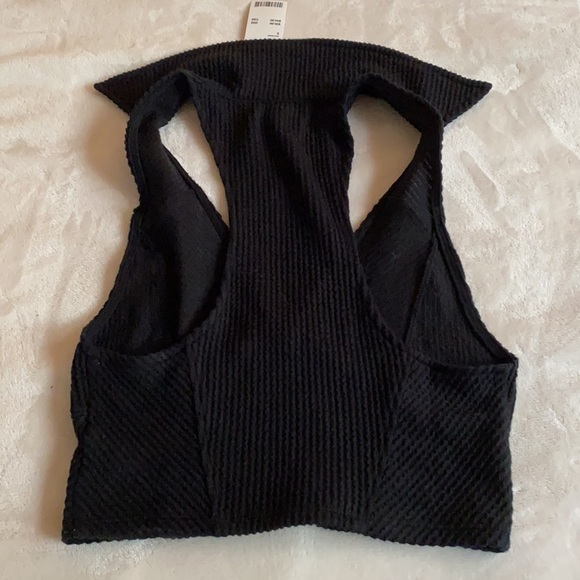 NWT Urban Outfitters Crop Tank - Picture 3 of 3